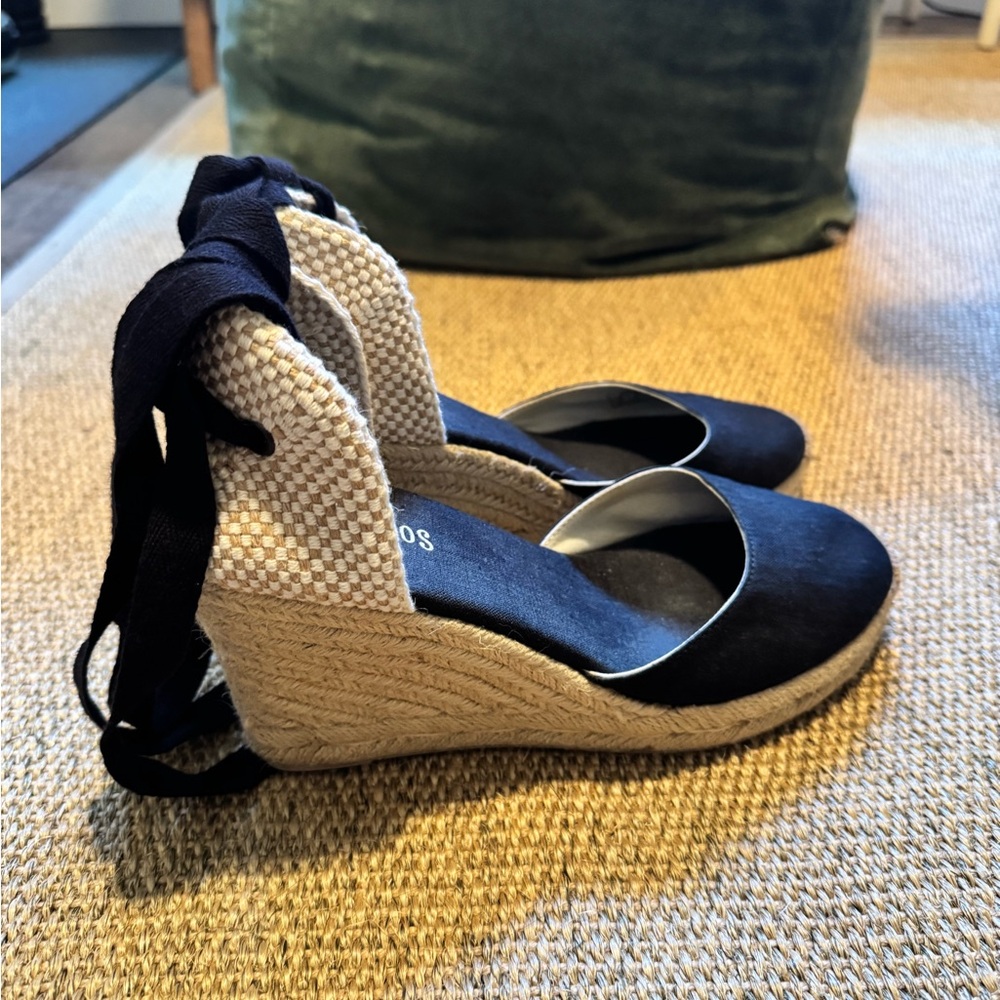 Like New Soludos Wedges - Size 8